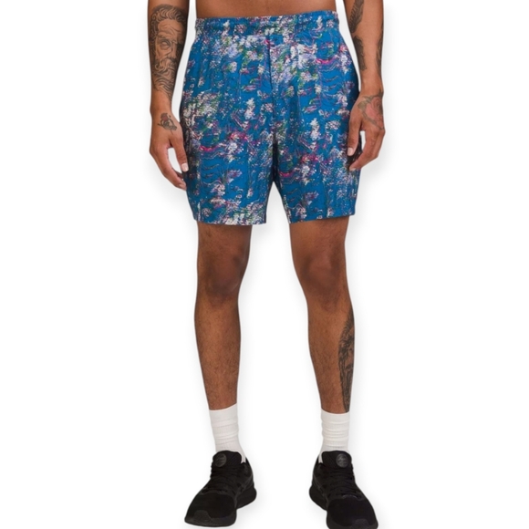 Lululemon Men's Pace Breaker Shorts 7" Blue Floral Size XL - Picture 16 of 16